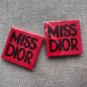 2/35$ Miss Dior Note pad